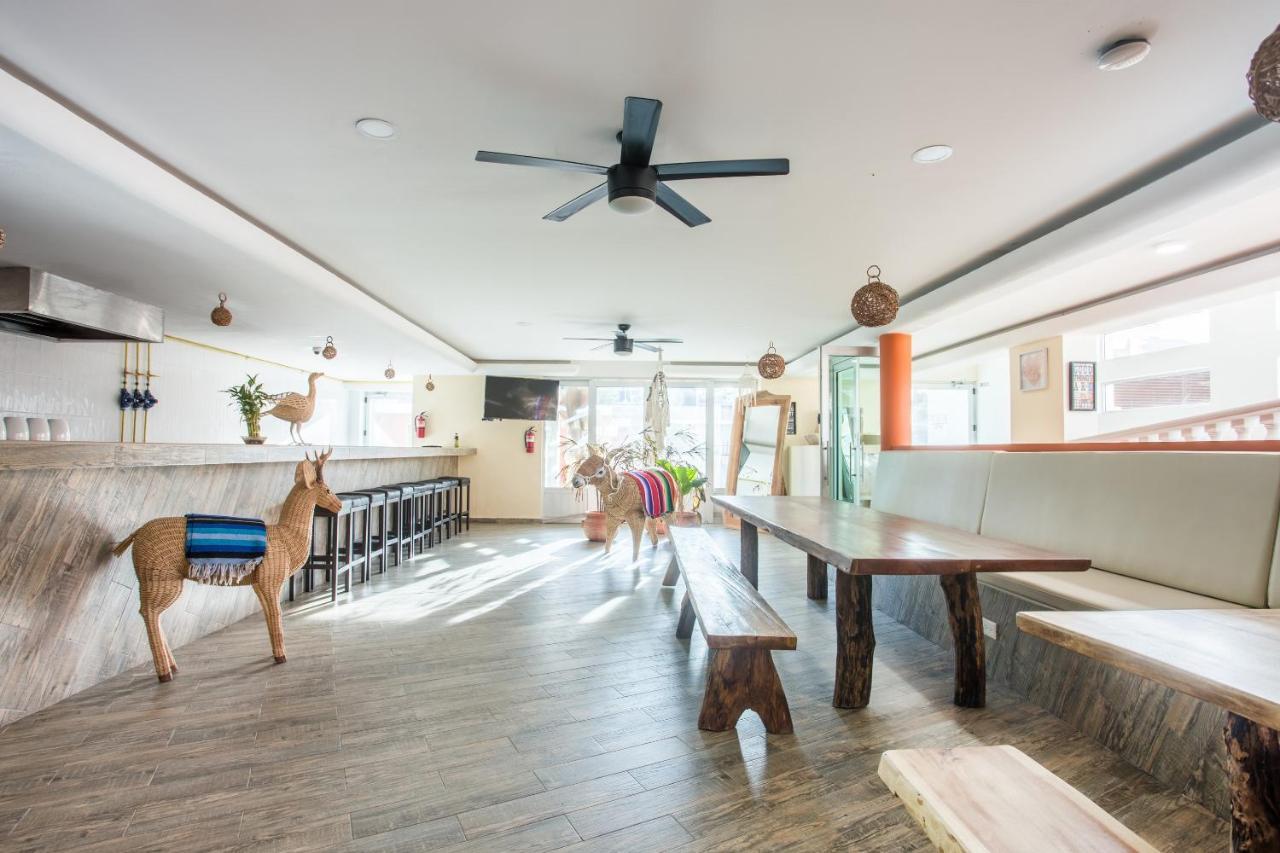 Capital O Cancun Ocean View, 칸쿤 외부 사진 The interior of the restaurant