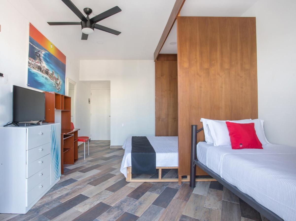 Capital O Cancun Ocean View, 칸쿤 외부 사진 A room at the hotel