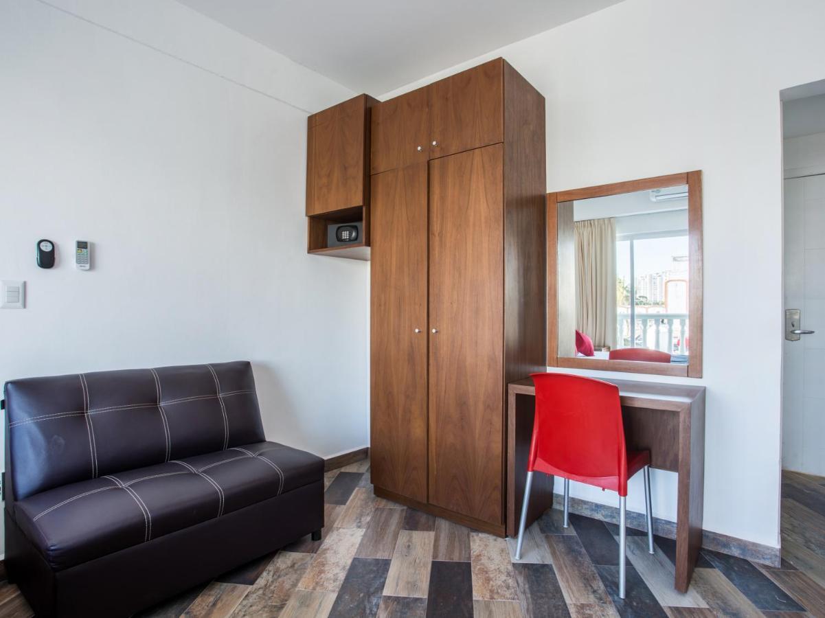 Capital O Cancun Ocean View, 칸쿤 외부 사진 A room at the hotel